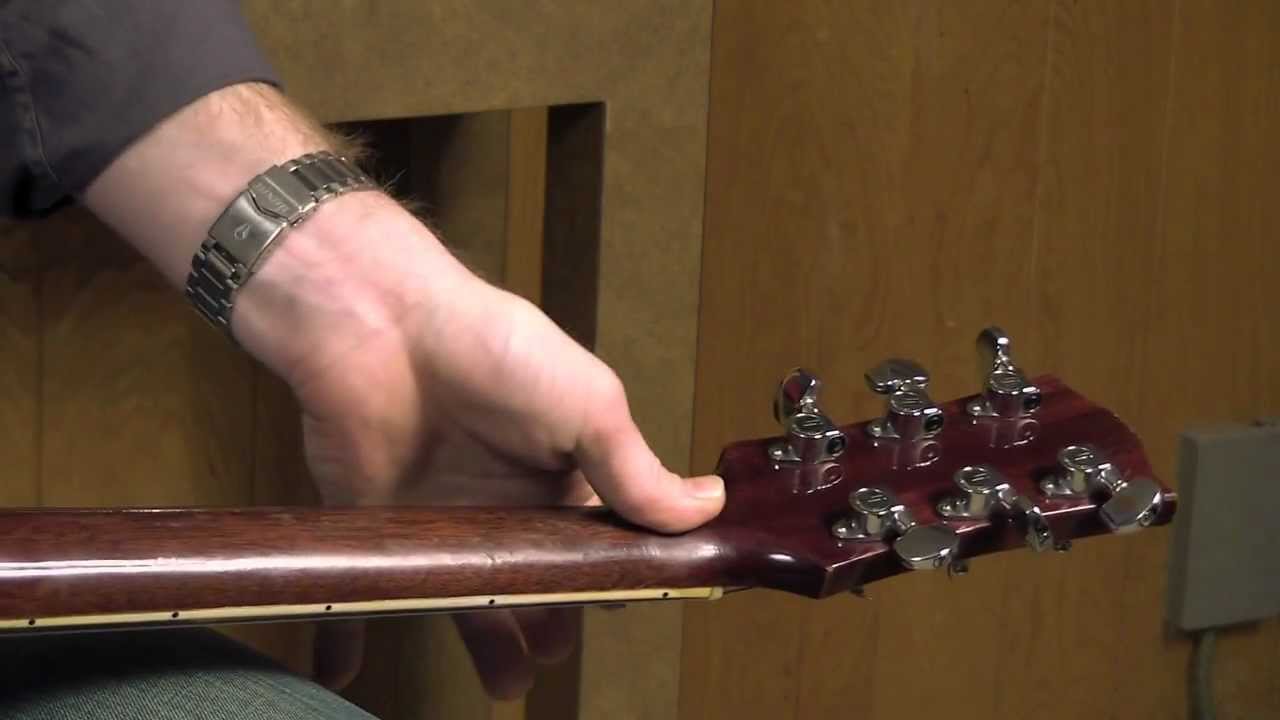 How to Position Your Left Hand – Preparing to Play Guitar | StrumSchool com